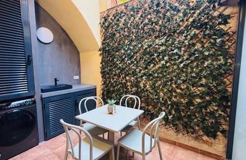 Terrassa Apartment | Bajos con encanto by Prestigi