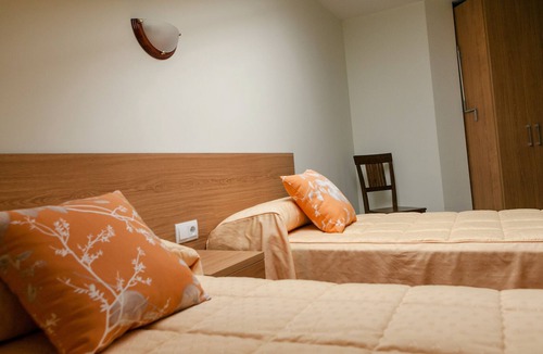 Roda de Isabena Apartment | Balcón de Roda - SIERRA SUR, spacious well-equipped apartments free wifi