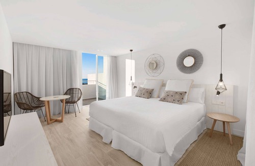 Portinatx Hotel | Barceló Portinatx - Adults Only
