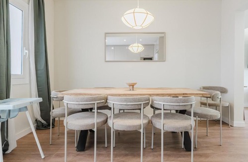 La Maternitat i Sant Ramon Apartment | Barcelona Stadium Signature Apartment