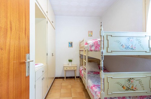 Roses Town Center Apartment | Basic Comfort Apartment Poeta Marquina 2º 2027