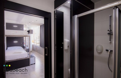 Aguilas Hostel | Bea Beach Hostel