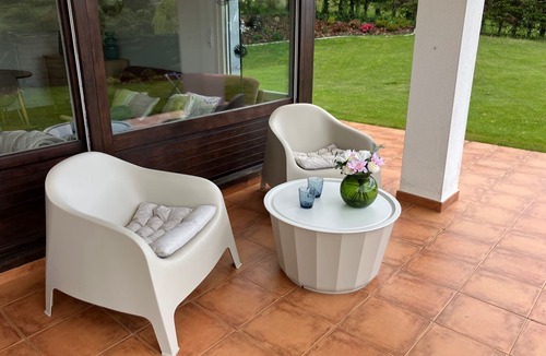 San Vicente de la Barquera Apartment | Beautiful apartment on the coast with garden and swimming pool. Unique view!