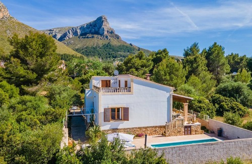Urbanizacion Mont Ferrutx House | Beach front home in Colonia de Sant Pere