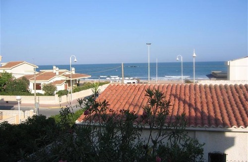 El Moncayo House | Beach House 'Guardamar Playa' with Sea View, Terrace, Balcony & Wi-Fi