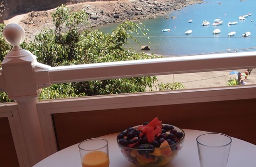 Vueltas Apartment | Beachfront apartment.
