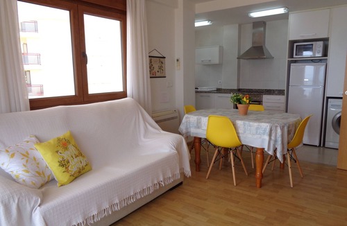 Peniscola Apartment | Beachfront Apartment, Peñíscola, Air conditioning, WiFi, 🅿