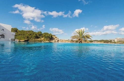 Arenal d'en Castell Apartment | Beachfront Apartment with Stunning Sea Views