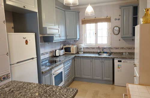 Los Dolses House | Beautiful 2 bed house in Los Dolses, close to restaurants and shops.
