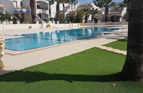 Los Dolses House | Beautiful 2 bed house in Los Dolses, close to restaurants and shops.