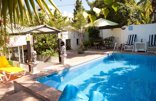 El Paraiso Villa | Beautiful 3 Bedroom luxury DETACHED Villa by Sea PRIVATE POOL Estepona/San Pedro