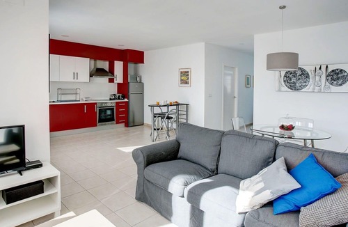 Vergel Apartment | Beautiful apartment for 4 guests with WIFI, pool, A/C and TV