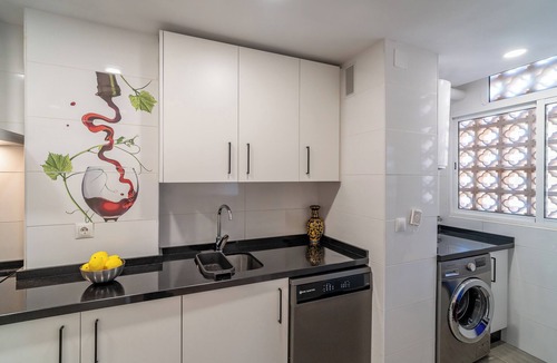Guadalmar Apartment | Beautiful apartment in front of the sea, wifi, air conditioning, smart TV