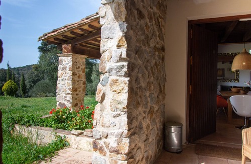 Vidreres House | Beautiful apartment in country house in the middle of nature