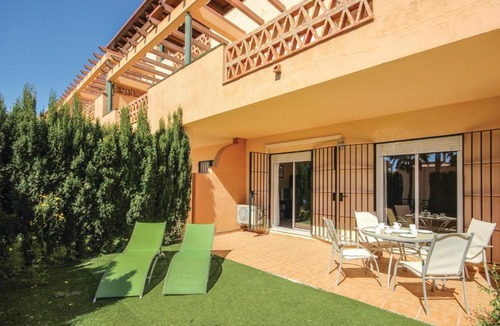 El Faro Apartment | Beautiful Apartment In Mijas Costa With 2 Bedrooms, Outdoor Swimming Pool And Swimming Pool