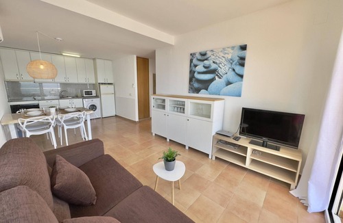 Almadraba-Canyelles Apartment | Beautiful apartment with pool, air conditioning, and parking 700m from Roses beach