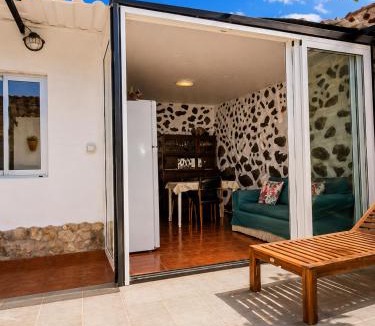 Frontera House | BEAUTIFUL COASTAL HOUSE ON A TRANQUIL ORGANIC FARM