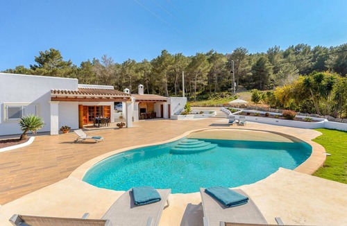 Santa Gertrudis House | Beautiful home in Santa Gertrudis