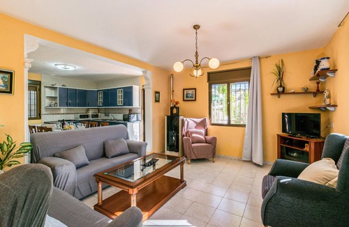 Alcala la Real House | Beautiful home in Alcala la Real