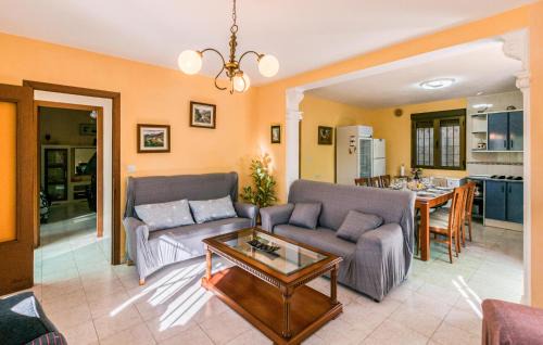 Alcala la Real House | Beautiful Home In Alcala La Real