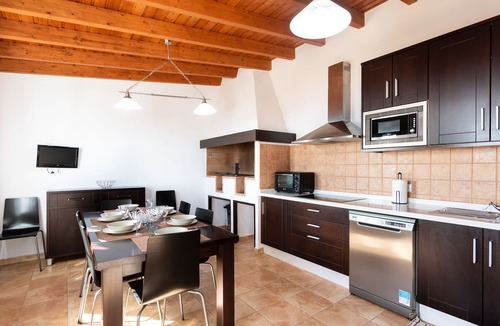 Villa de Mazo Ski Chalet | BEAUTIFUL HOUSE SEA VIEWS WIFI