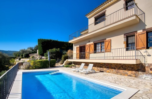 Calonge Villa | Beautiful House with Stunning Views