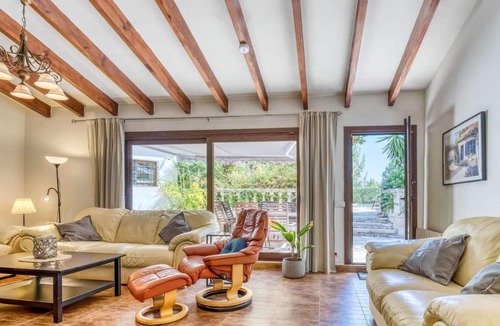 Galilea Villa | Beautiful oasis-like garden.