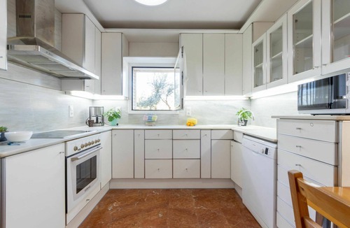 L'Ampolla House | Beautiful private villa for 6 people with WIFI, A/C, private pool, TV, patio and pets allowed