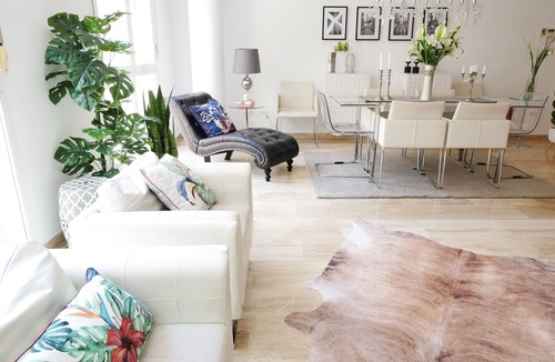 Alicante Apartment | beautiful, quiet, great apt downtown, near the beach. Ask for parking