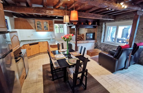 Bergondo House | BEAUTIFUL RUSTIC HOUSE WITH CHARM
