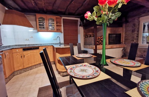 Bergondo House | BEAUTIFUL RUSTIC HOUSE WITH CHARM