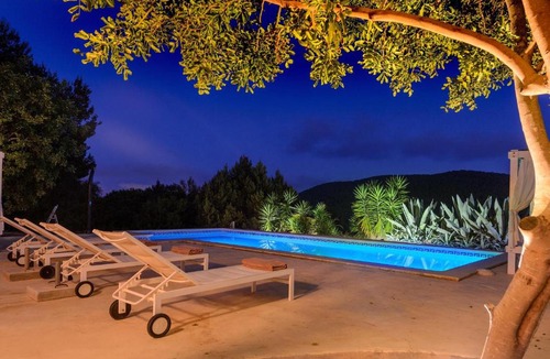 Sant Josep de sa Talaia Villa | Beautiful Sea-View 6 Bedroom and 5 Bathroom Villa