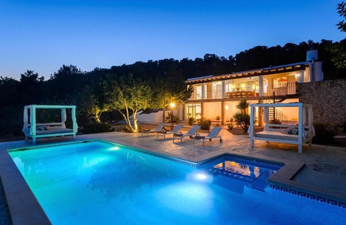 Sant Josep de sa Talaia Villa | Beautiful Sea-View 6 Bedroom and 5 Bathroom Villa