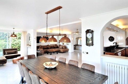 Sa Cabaneta Villa | Beautiful spacious vacation home for families with a big swimming pool, garden and games room. - Free Wifi