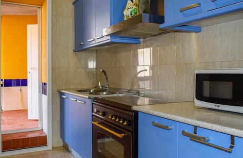 Los Alcazares House | Beautiful vacation home directly on the sea, only 10 m from the beach La Concha.