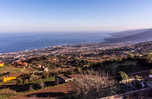 Los Realejos Villa | Beautiful Villa Tatita with Sea & Mountain View; Parking Available