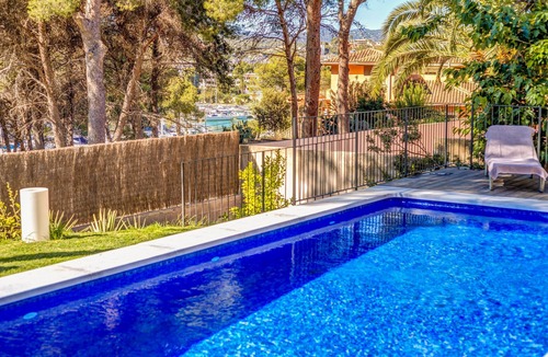 Santa Ponsa Villa | Beautiful Villa with Pool, Wi-Fi and Terrace; Ideal Location; Parking Available