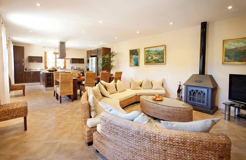 Pollensa Villa | Beautifully Restored Country House, A/C Private Pool, Mountain Views - 10mins to Old Town Pollenca