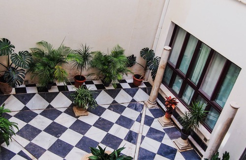 La Trinidad Apartment | Beauty Studio in city center with pool