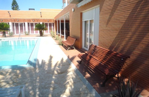 Retamar Apartment | Bed & Breakfast in a House/Villa - Retamar (Almería)Guest House
