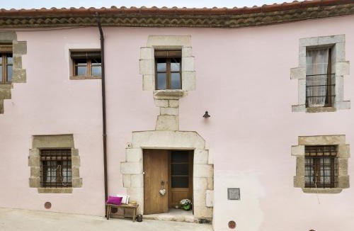 La Tallada d'Emporda House | Belvilla by OYO Pink House