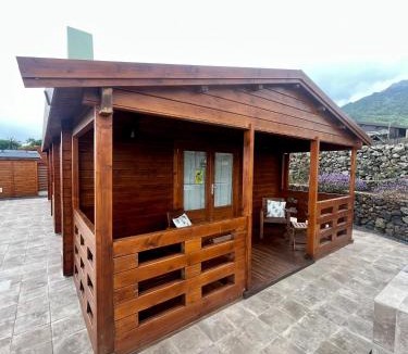 Tesbabo House | Betenama - Rustic Hideaway with Pool & Garden