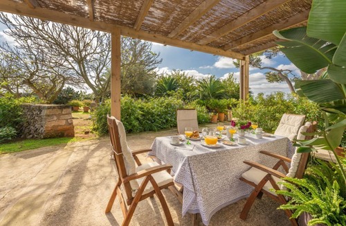 Ferreries Villa | Binimasso Menorca - Six Bedroom Villa, Sleeps 12