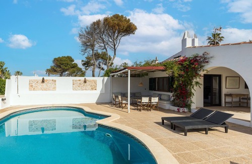 Binibequer Vell Villa | BINISAGOC A - Cozy villa with private pool - Free WiFi
