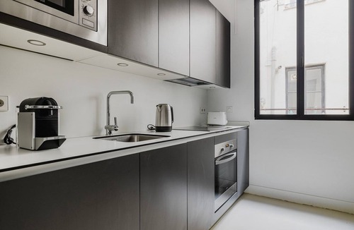 Malasana Apartment | Blueground | Malasaña, AC & w/d, nr Gran Vía