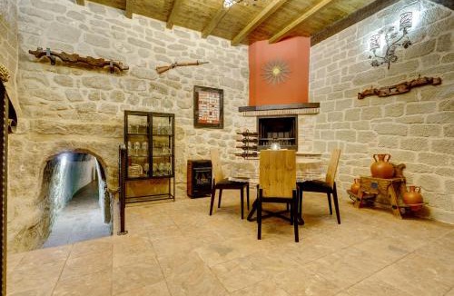 Cihuri House | Bodega La Tomata