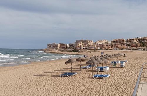 La Mata Apartment | Bonito Apartamento 150 m de la playa La Mata