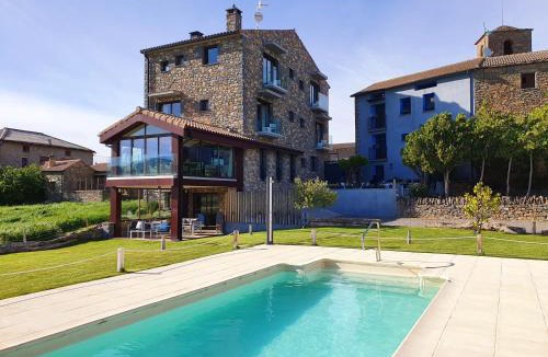 Ainsa-Sobrarbe Hotel | Boutique Hotel Tierra Buxo - Adults Only