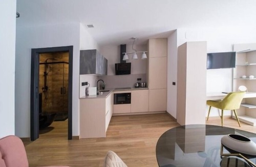 Almeria Centro Apartment | Boutique La Gloria (Estudio 2A)