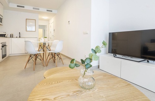 Capuchinos Apartment | Brand New · Modern Comfort in Málaga by VGC
